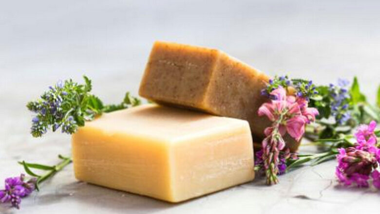 How to Make Herbal Soap Out of Medicinal Plants